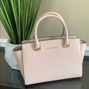 NWT Michael Kors Selma Satchel